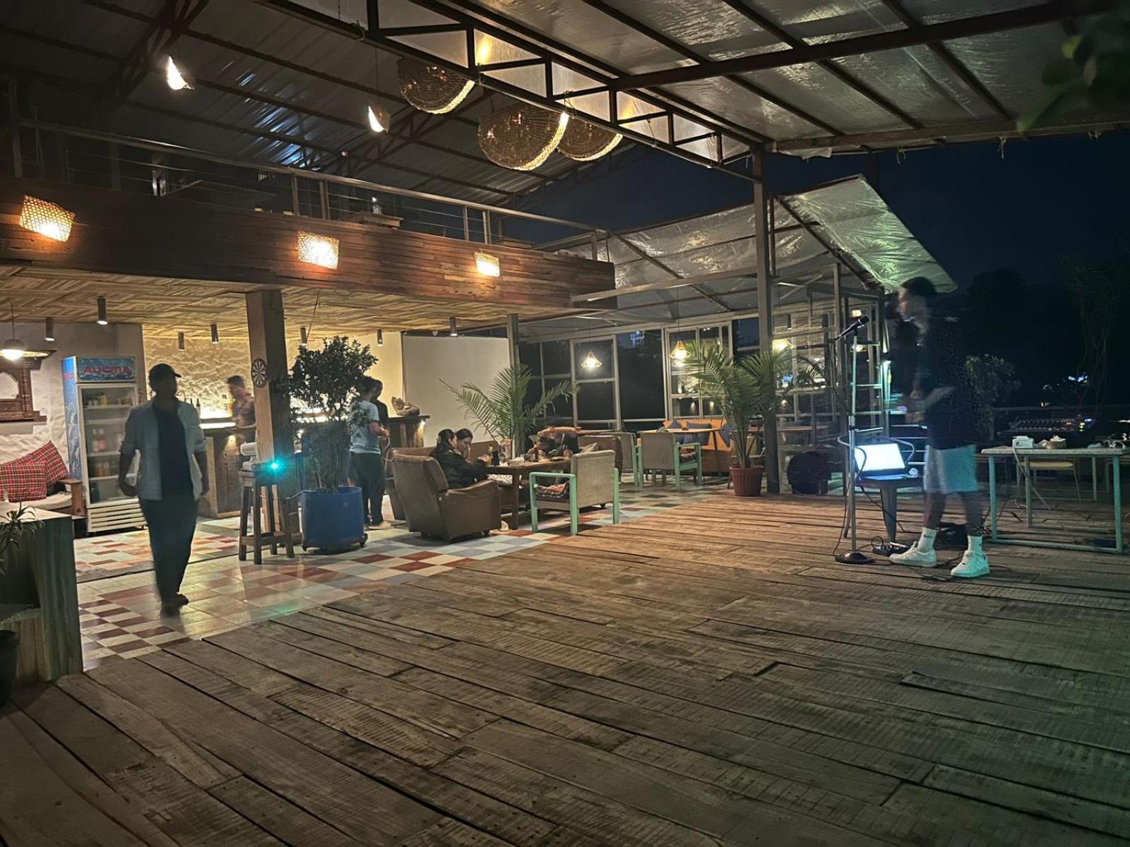 Hostel Nepal Pvt Ltd Pokhara Zewnętrze zdjęcie